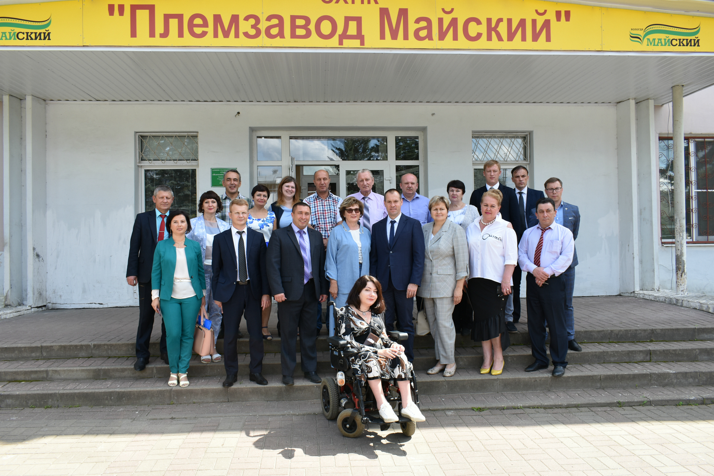 Члены Общественной палаты Вологодской области посетили посёлок Майский Вологодского района